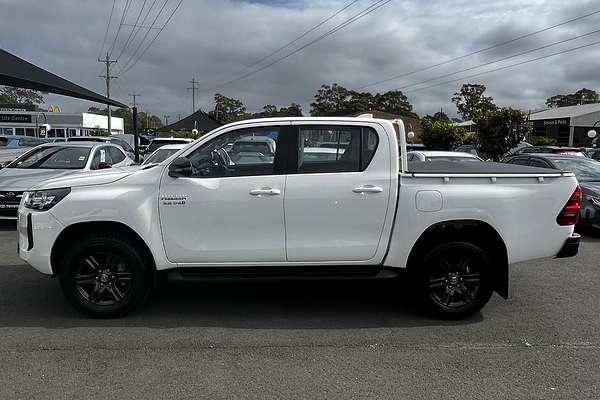 2025 Toyota Hilux SR 48V GUN126R 4X4