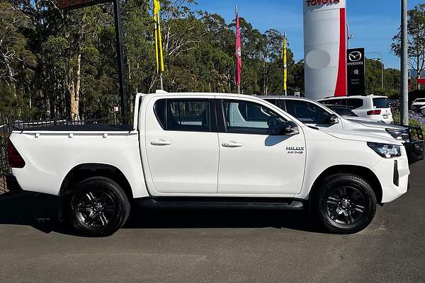 2025 Toyota Hilux SR 48V GUN126R 4X4