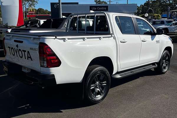 2025 Toyota Hilux SR 48V GUN126R 4X4