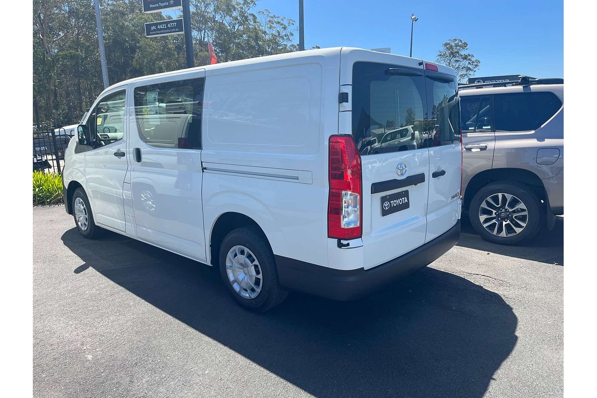 2025 Toyota Hiace GDH300R