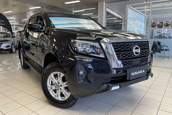 2025 Nissan Navara ST D23 4X4