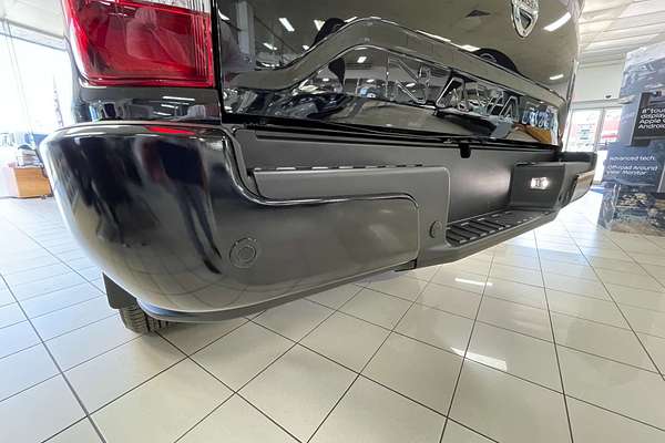 2025 Nissan Navara ST D23 4X4