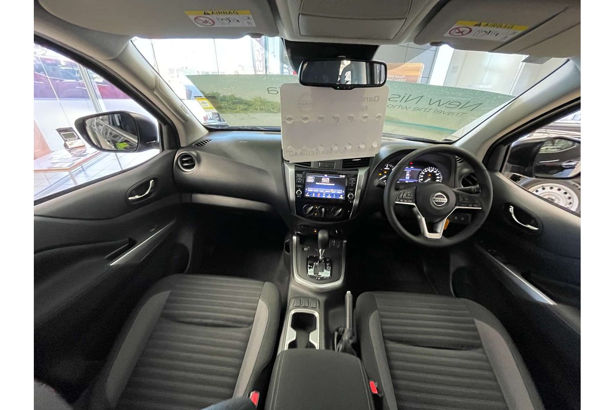 2025 Nissan Navara ST D23 4X4