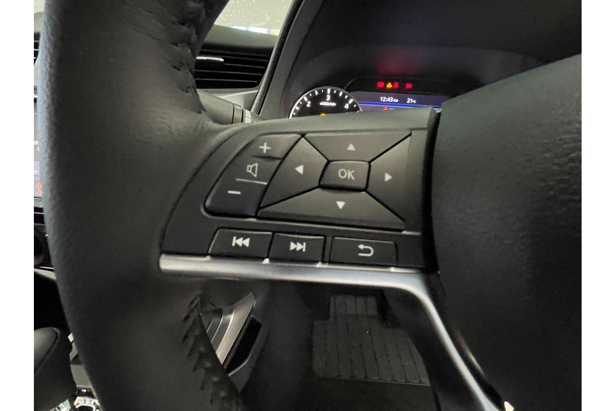 2025 Nissan Navara ST D23 4X4