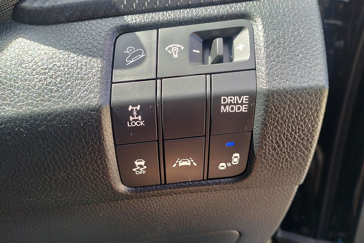 2017 Hyundai Santa Fe Highlander DM5 Series II