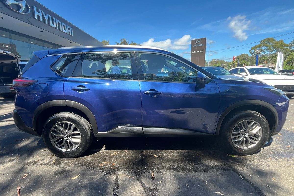 2024 Nissan X-TRAIL ST T33