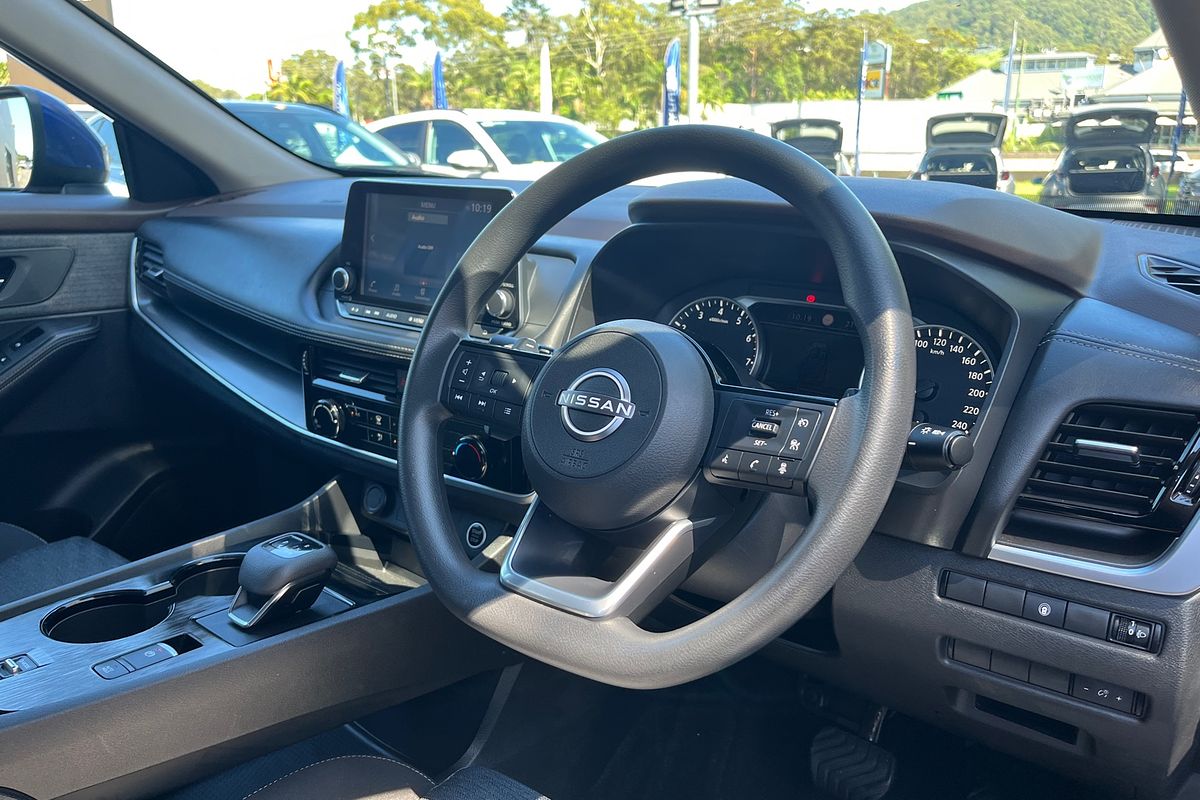 2024 Nissan X-TRAIL ST T33