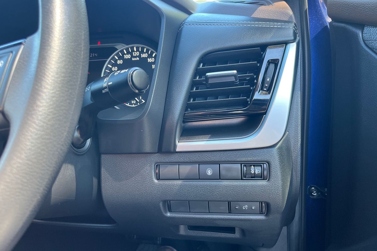 2024 Nissan X-TRAIL ST T33