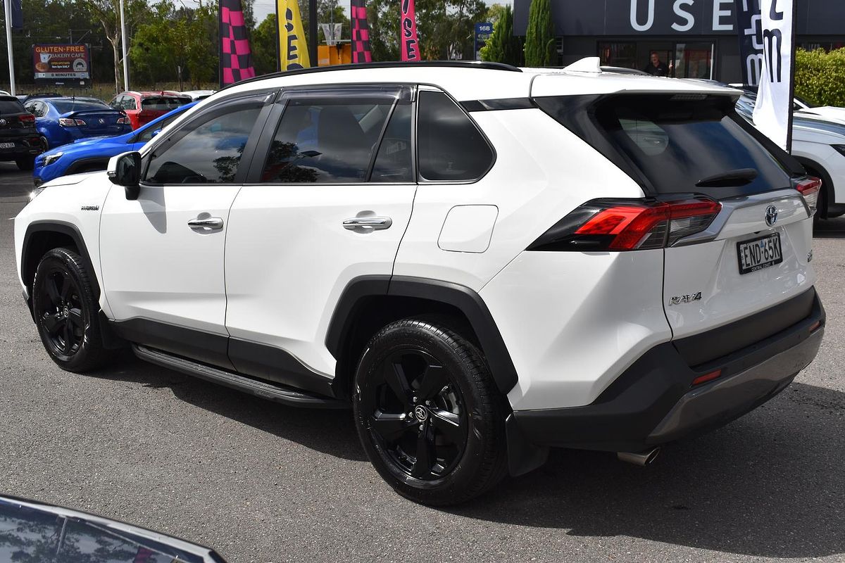 2021 Toyota RAV4 Cruiser AXAH52R