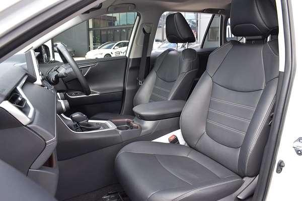 2021 Toyota RAV4 Cruiser AXAH52R