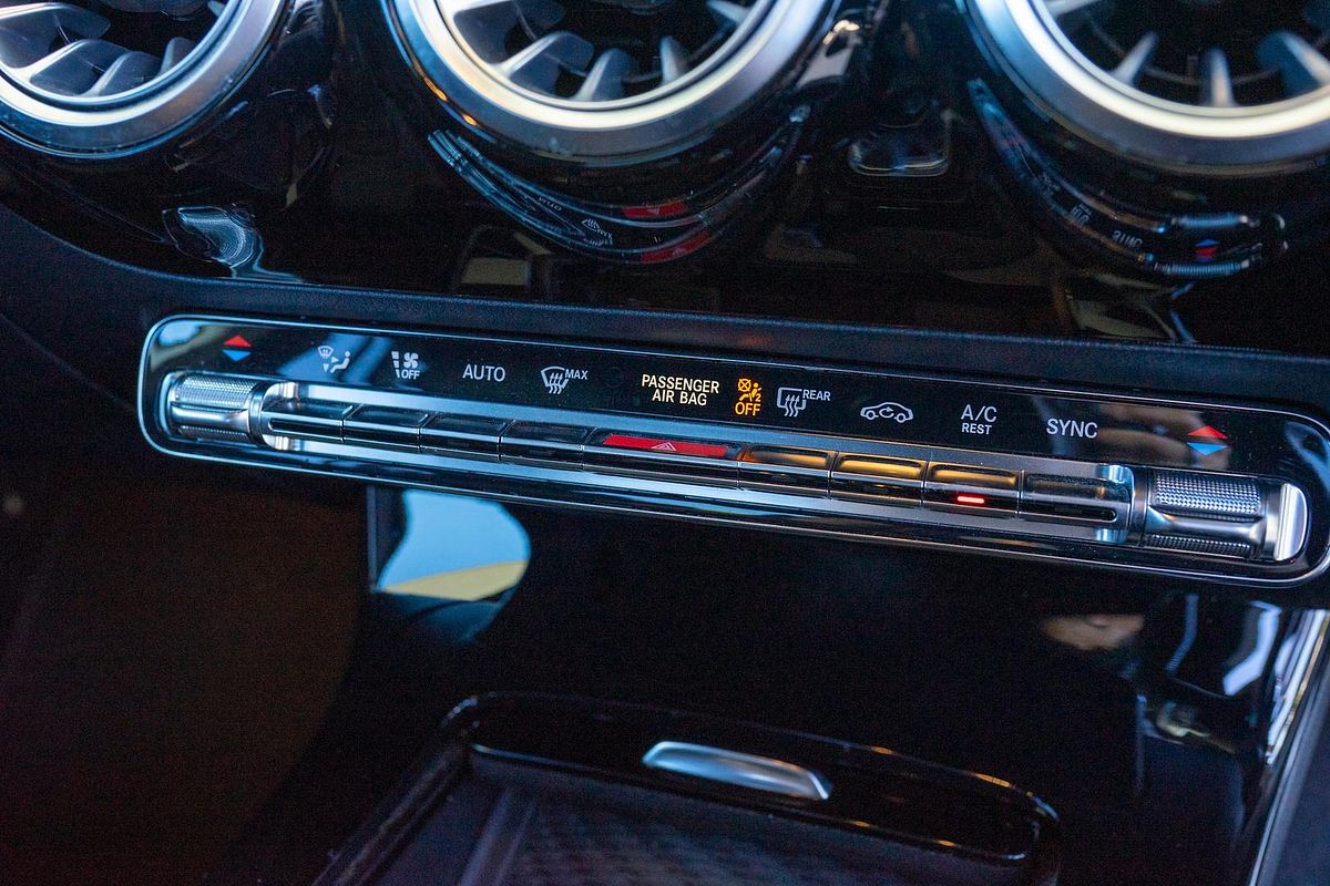 2019 Mercedes-Benz A-Class A200 V177