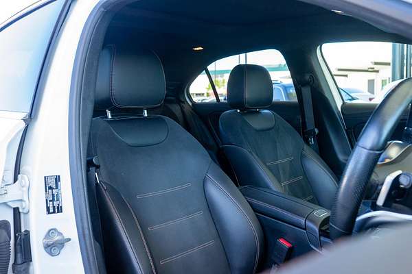 2019 Mercedes-Benz A-Class A200 V177