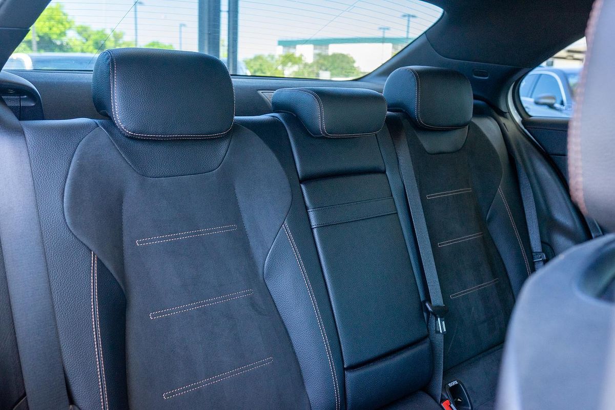 2019 Mercedes-Benz A-Class A200 V177