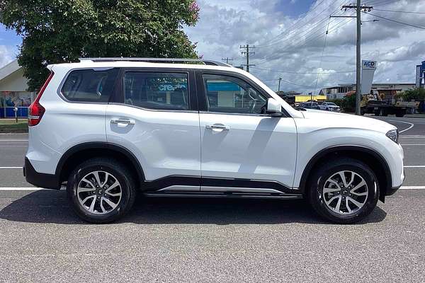 2024 Mahindra Scorpio Z8L