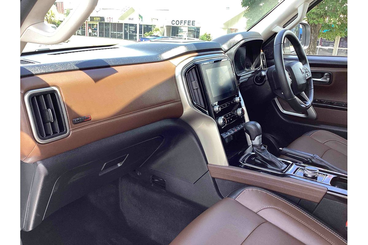 2024 Mahindra Scorpio Z8L