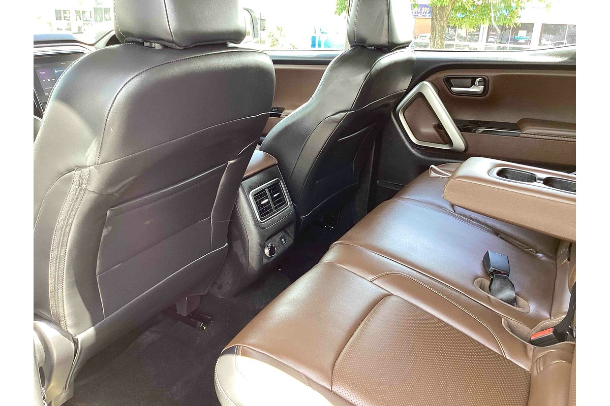 2024 Mahindra Scorpio Z8L