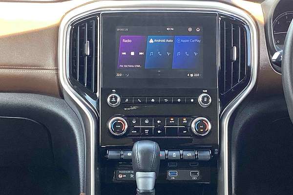 2024 Mahindra Scorpio Z8L