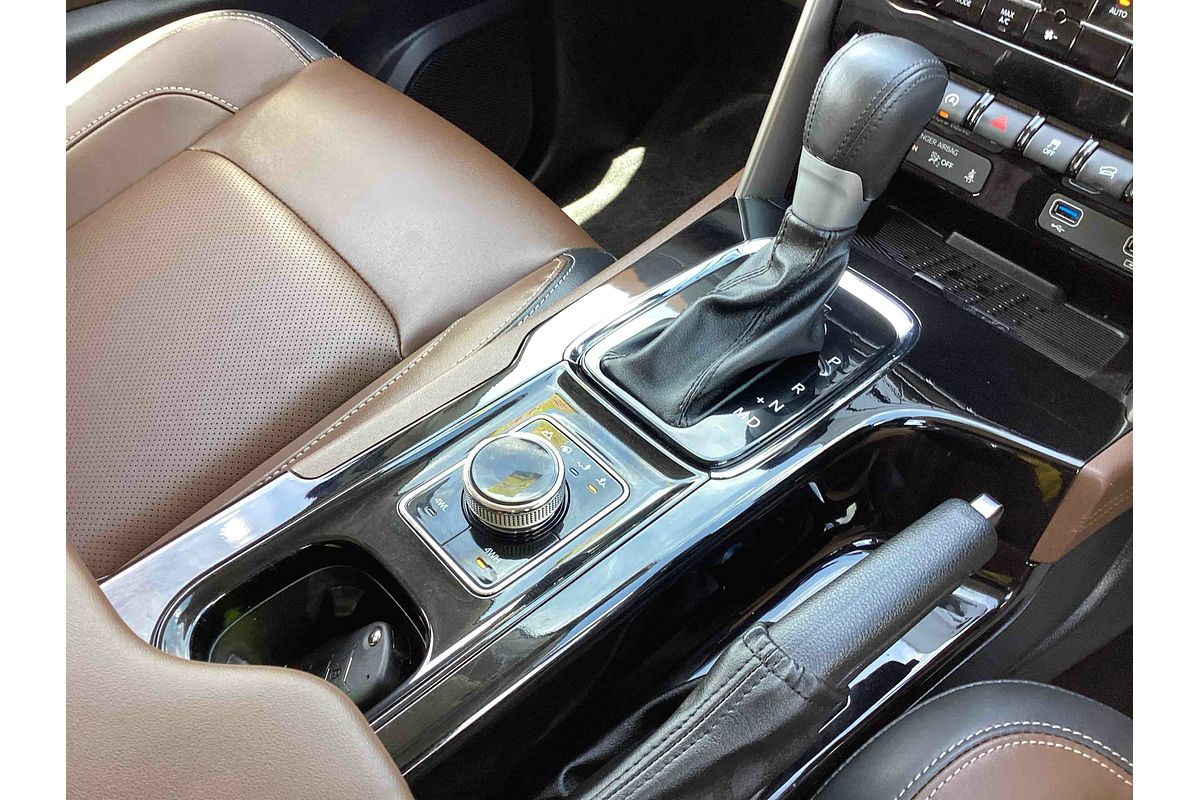 2024 Mahindra Scorpio Z8L