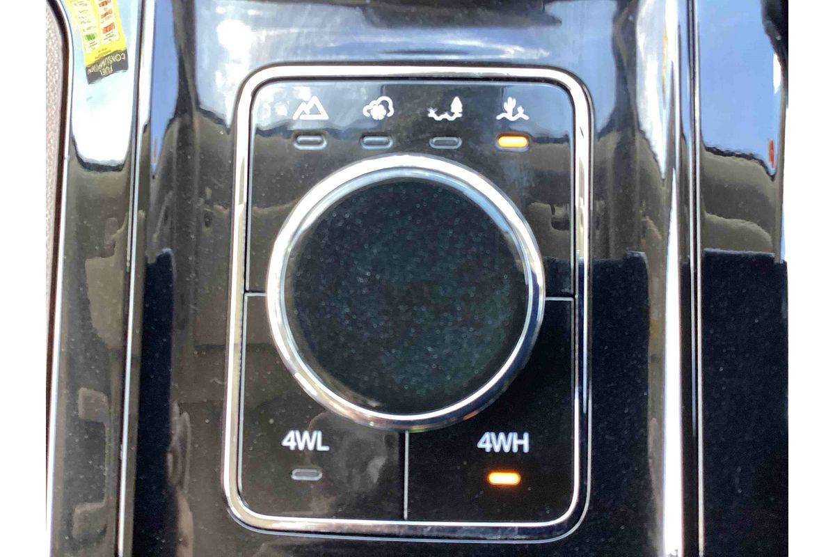 2024 Mahindra Scorpio Z8L