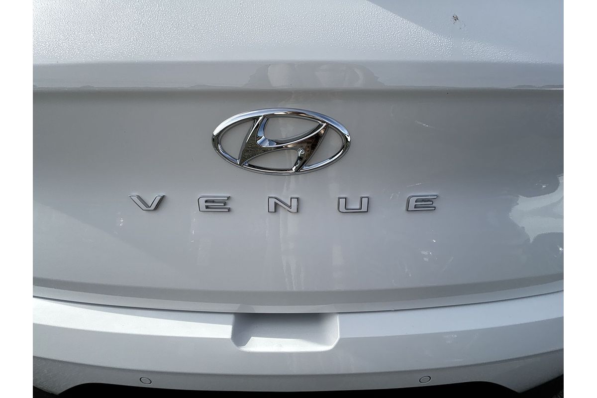 2025 Hyundai Venue Active QX.V5