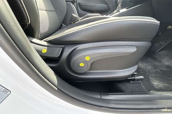 2025 Hyundai Venue Active QX.V5