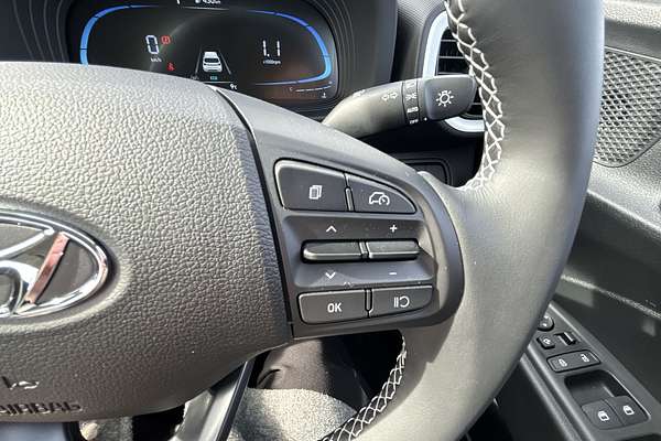 2025 Hyundai Venue Active QX.V5