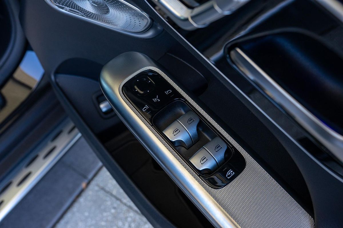 2024 Mercedes-Benz GLC-Class GLC300 X254