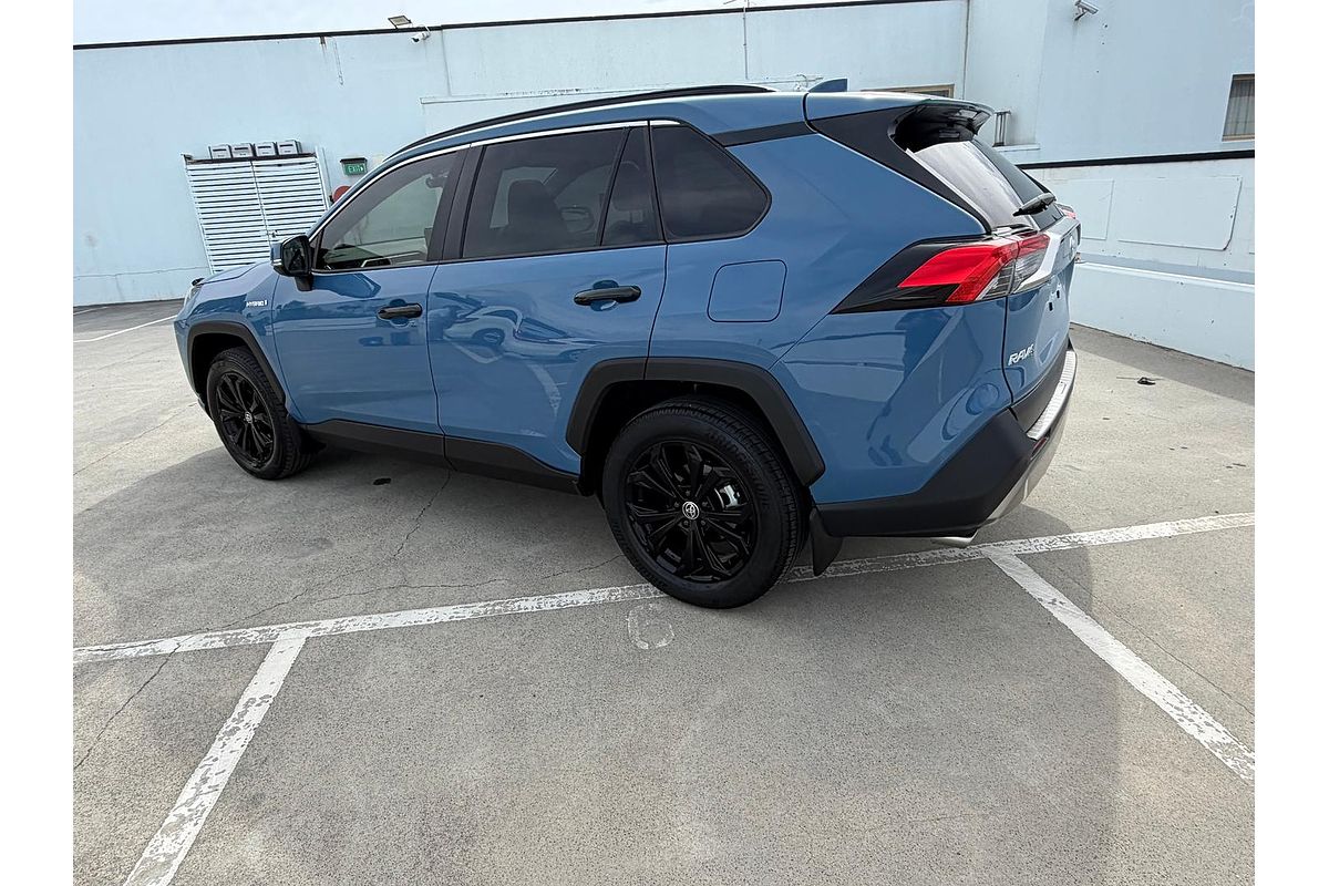 2024 Toyota RAV4 Cruiser AXAH54R