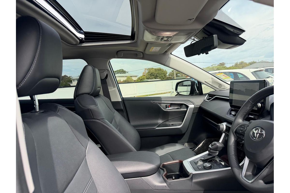 2024 Toyota RAV4 Cruiser AXAH54R