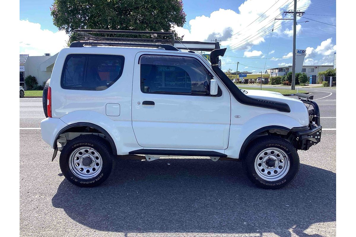 2013 Suzuki Jimny Sierra SN413 T6