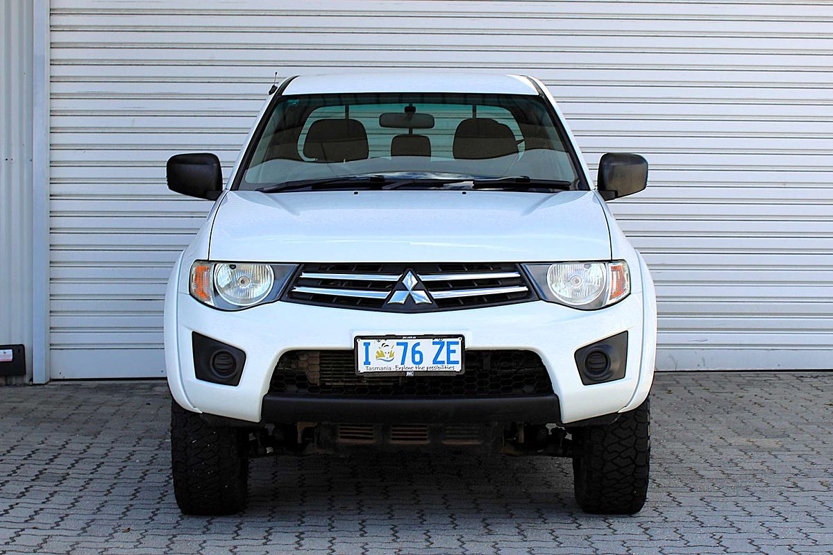 2014 Mitsubishi Triton GLX MN 4X4