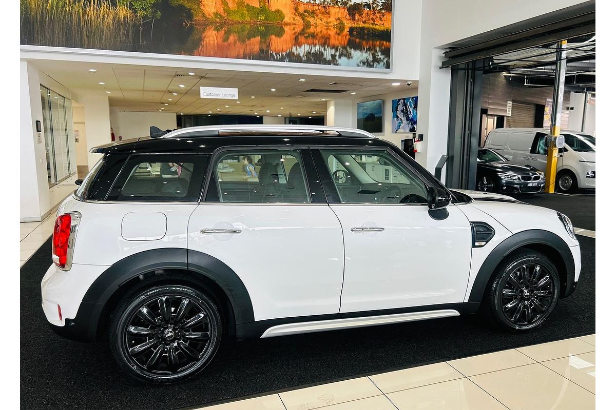 2017 MINI Countryman Cooper F60