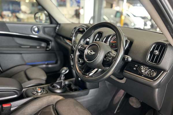 2017 MINI Countryman Cooper F60
