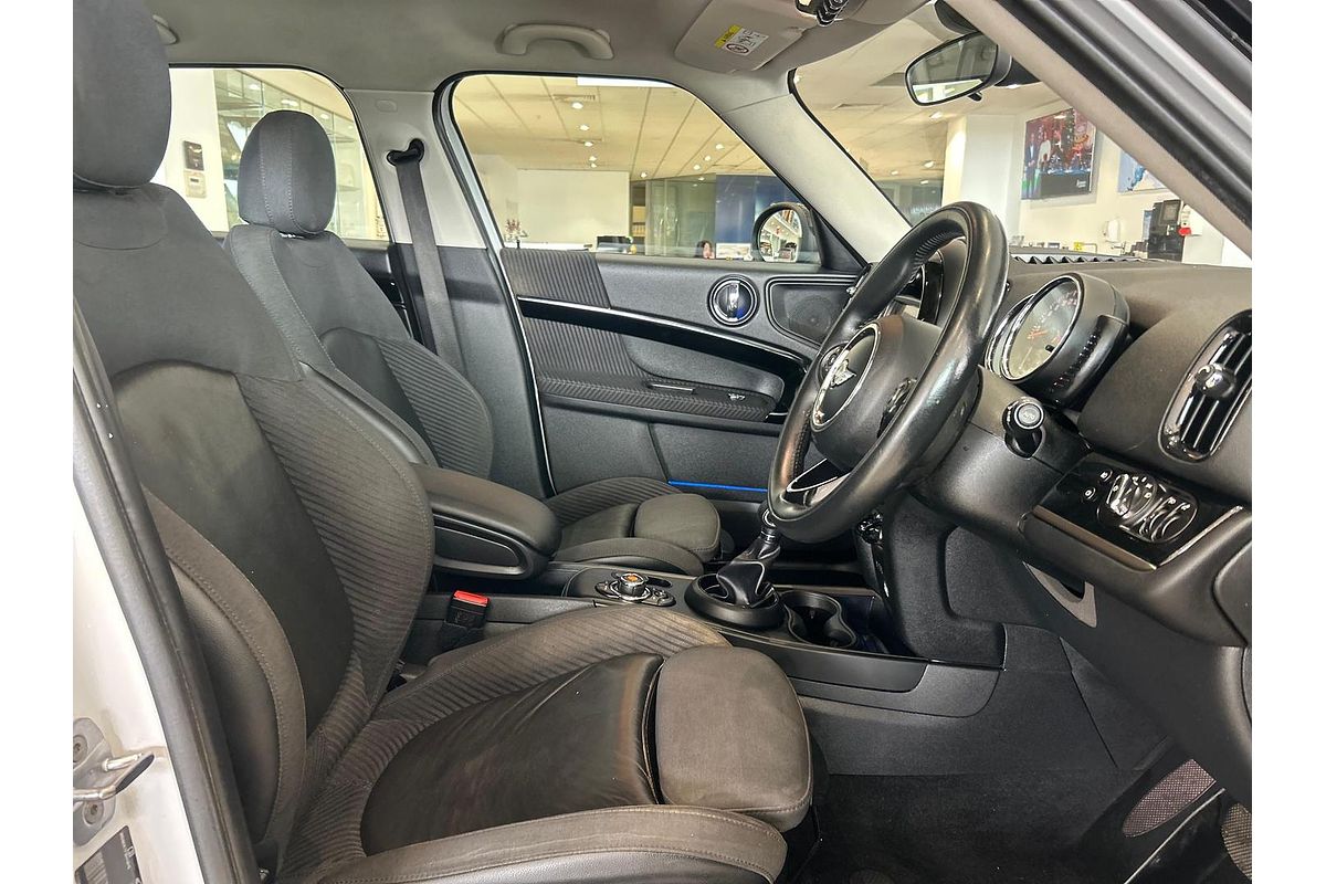 2017 MINI Countryman Cooper F60