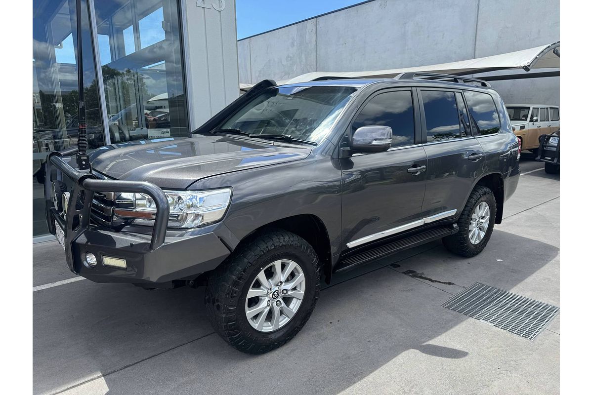2016 Toyota Landcruiser Sahara VDJ200R
