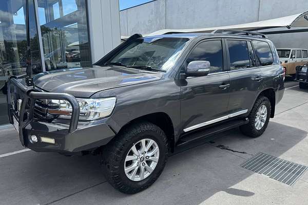 2016 Toyota Landcruiser Sahara VDJ200R