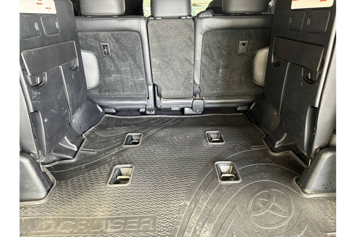 2016 Toyota Landcruiser Sahara VDJ200R