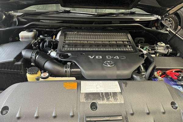 2016 Toyota Landcruiser Sahara VDJ200R