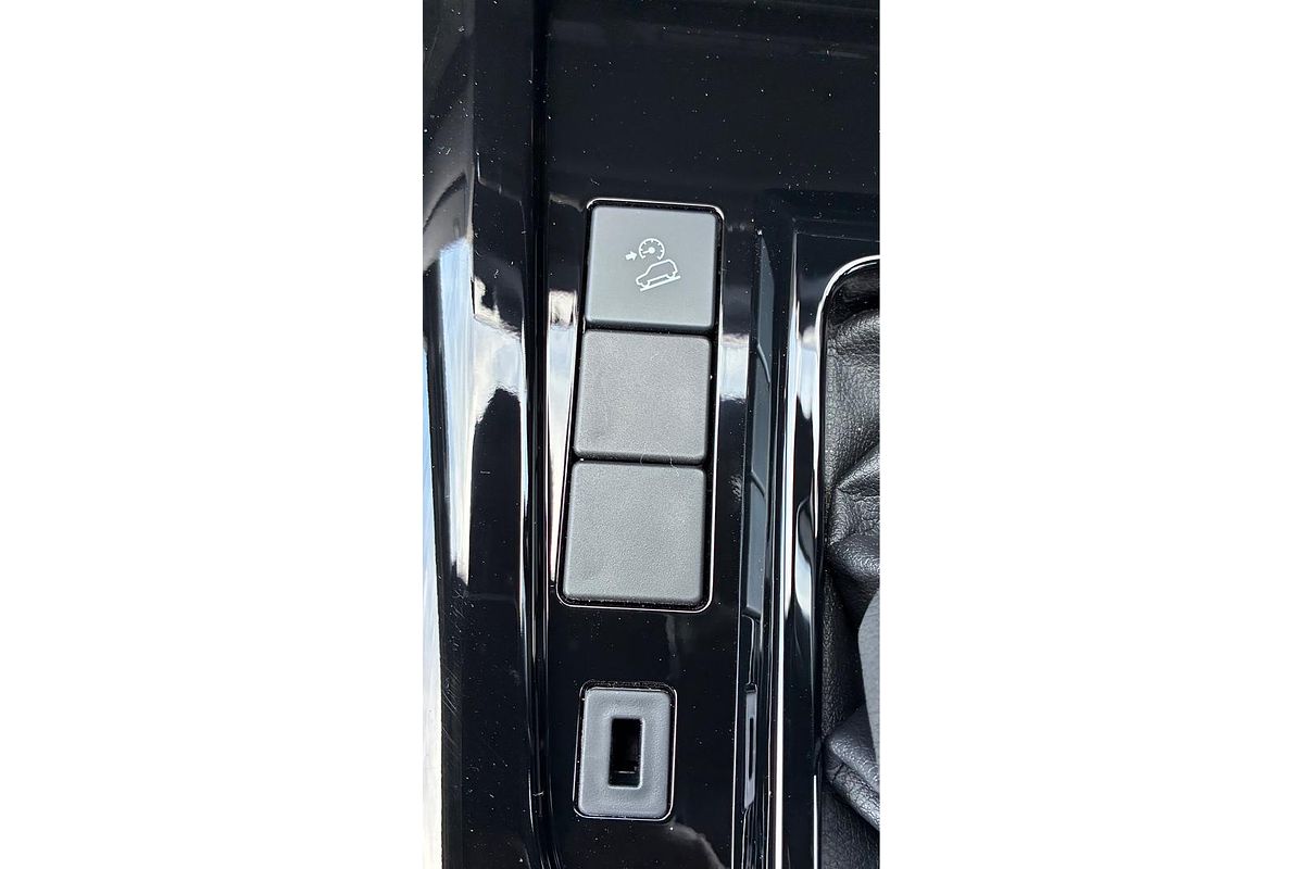 2025 Isuzu D-MAX LS-U 4X4