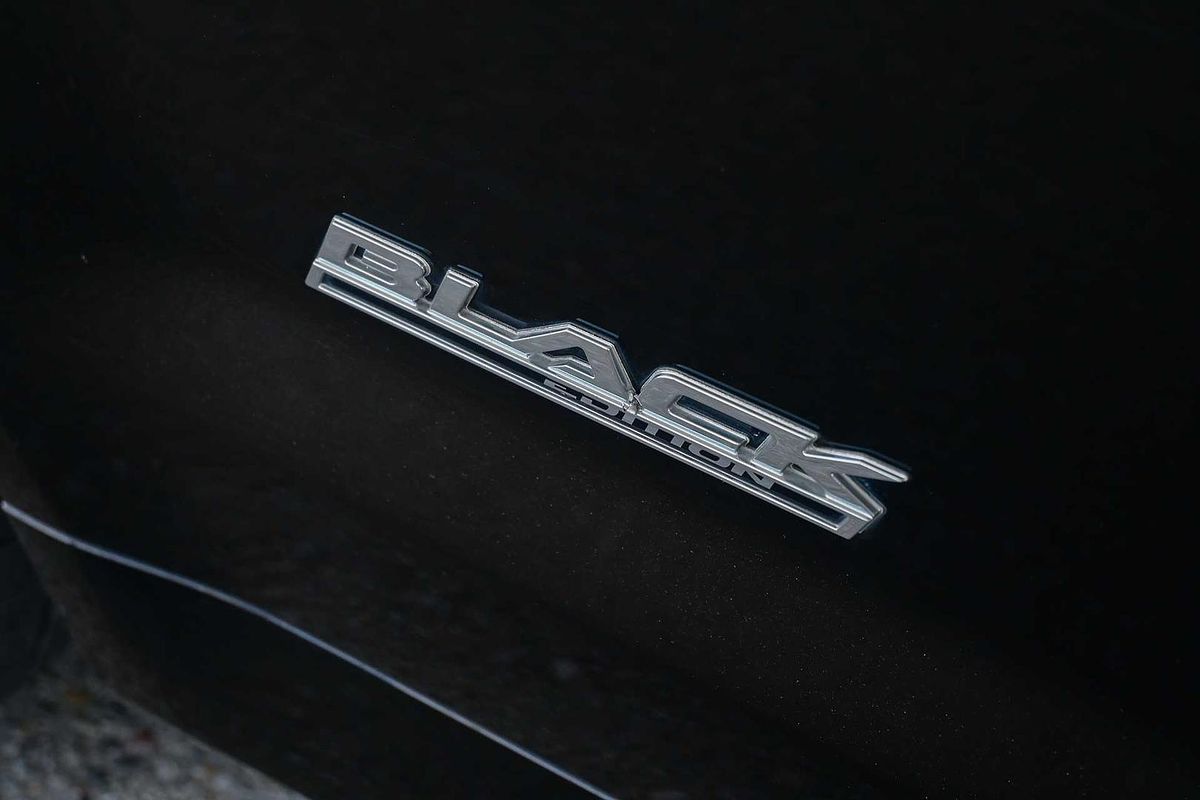 2016 Holden Ute SV6 Black VF Series II Rear Wheel Drive