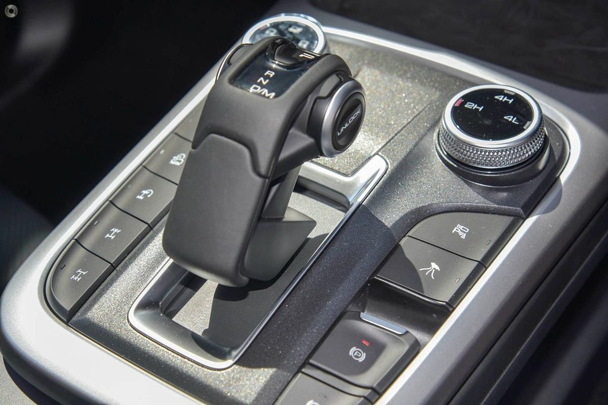 2025 GWM Tank 300 Ultra P01