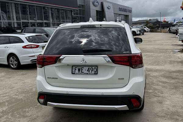 2017 Mitsubishi Outlander Exceed ZK
