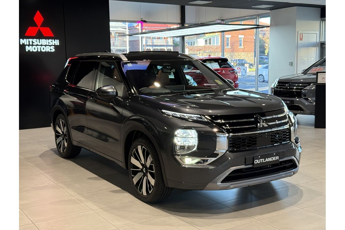 2025 Mitsubishi ZM Outlander EXCEED TOURER 2.5 AWD 5S 2025 Mitsubishi ZM Outlander EXCEED TOURER 2.5 AWD 5S