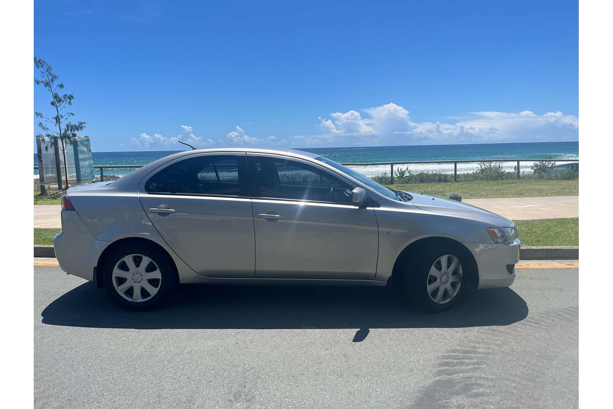 2013 Mitsubishi Lancer ES CJ