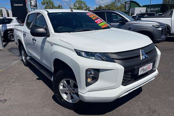 2022 Mitsubishi Triton GLX+ MR 4X4