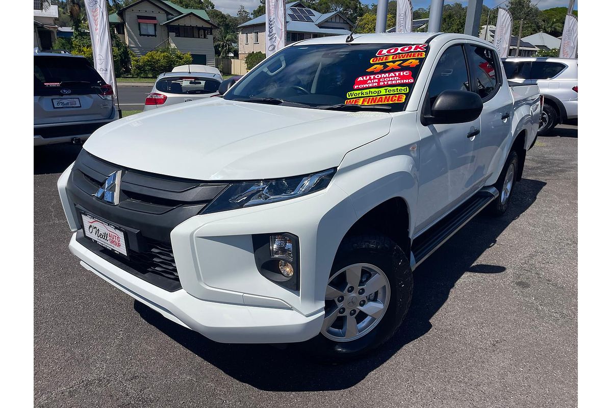 2022 Mitsubishi Triton GLX+ MR 4X4