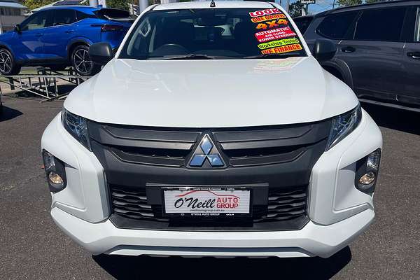 2022 Mitsubishi Triton GLX+ MR 4X4