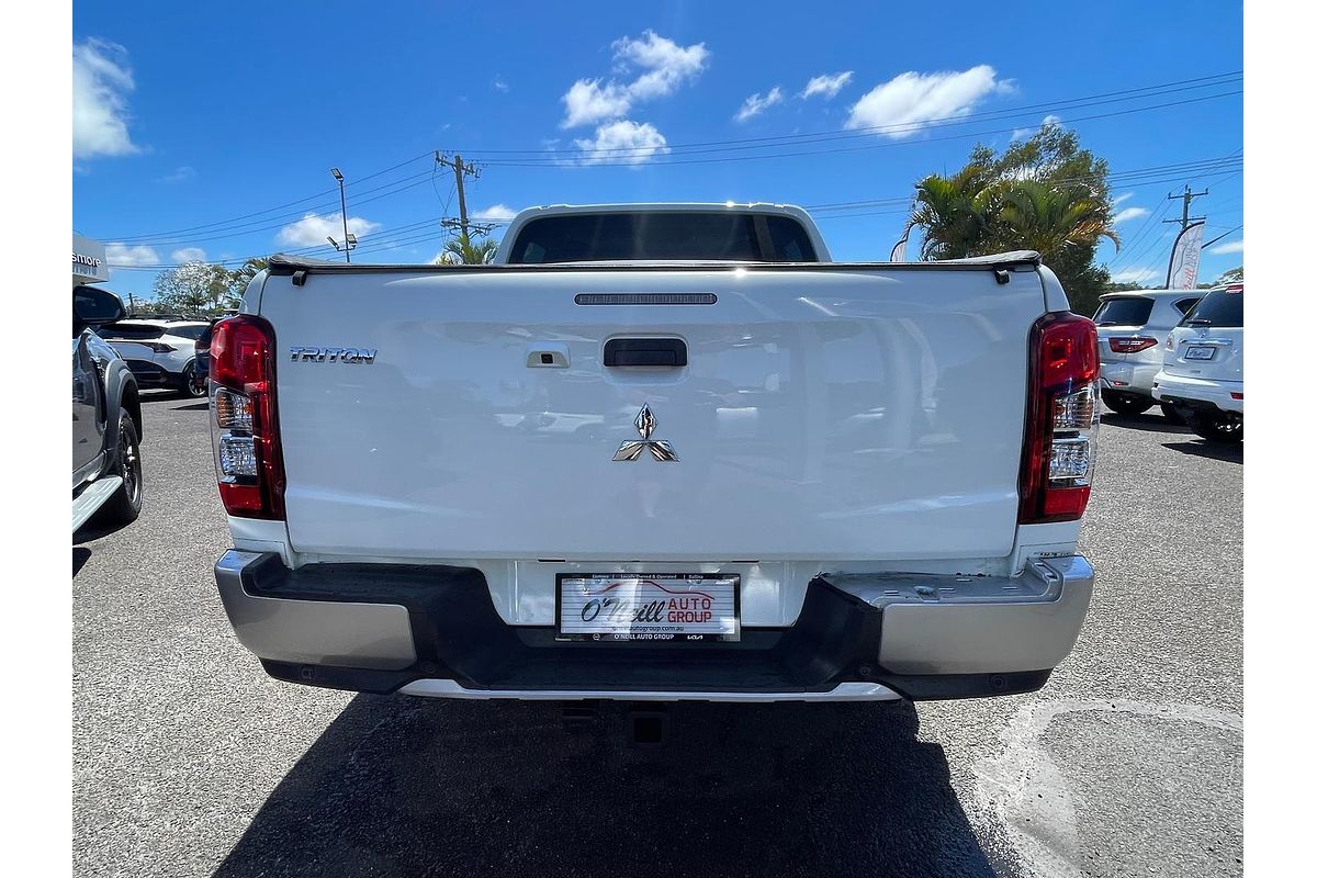 2022 Mitsubishi Triton GLX+ MR 4X4