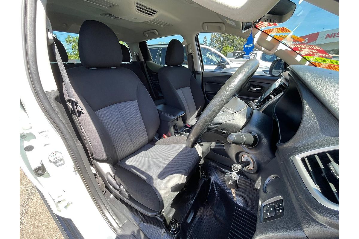 2022 Mitsubishi Triton GLX+ MR 4X4