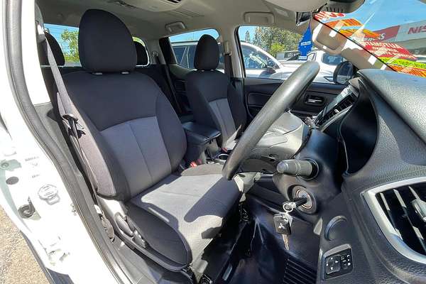 2022 Mitsubishi Triton GLX+ MR 4X4